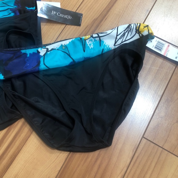 NWT “BE CREATIVE” MODELE Swimsuit Bottoms (Msrp $50) Blue Floral - Picture 2 of 4